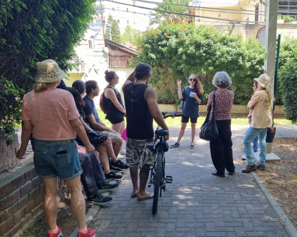 מיינדפולנס עירוני - הליכת ג'יין בהנחיית נועה עמבר רגב